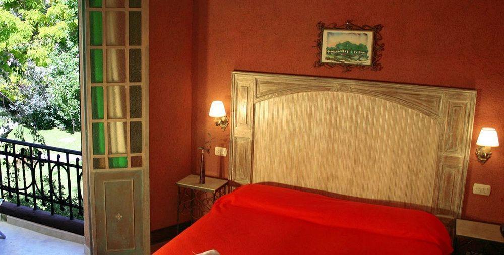 Casa Glebinias Hotell Chacras de Coria Exteriör bild