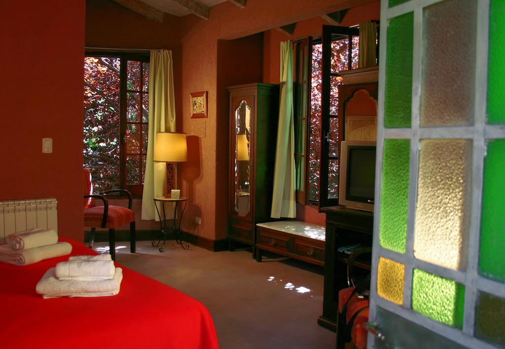 Casa Glebinias Hotell Chacras de Coria Exteriör bild