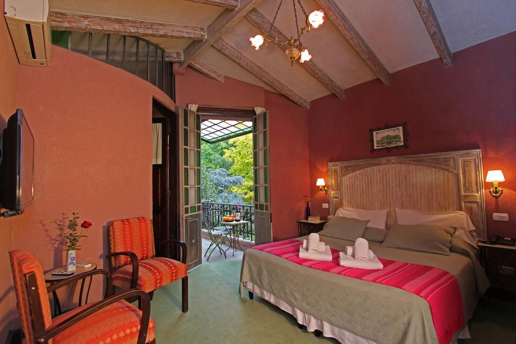 Casa Glebinias Hotell Chacras de Coria Exteriör bild