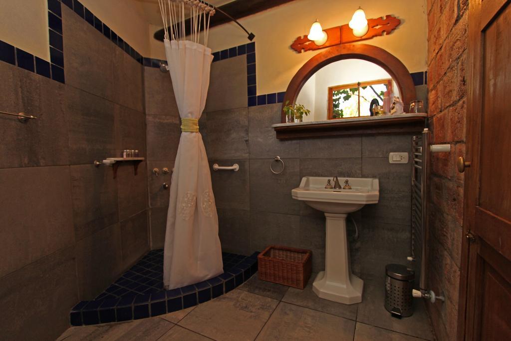 Casa Glebinias Hotell Chacras de Coria Exteriör bild