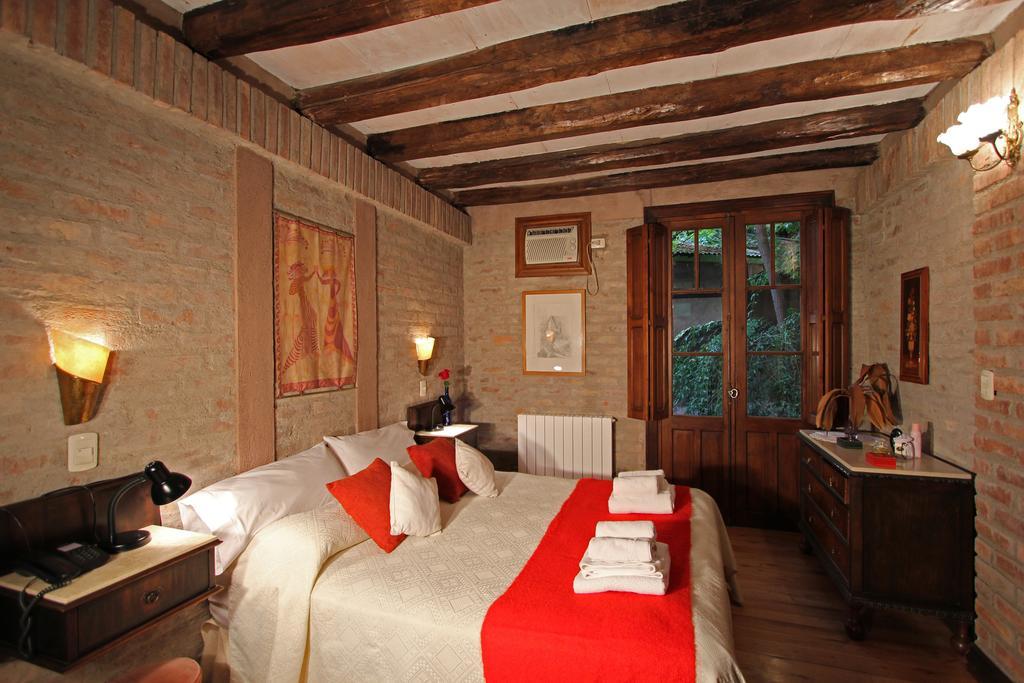 Casa Glebinias Hotell Chacras de Coria Exteriör bild