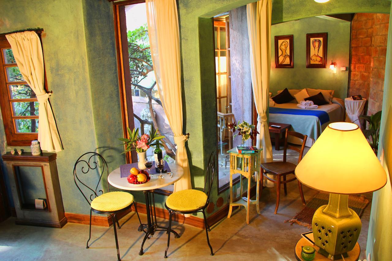 Casa Glebinias Hotell Chacras de Coria Rum bild